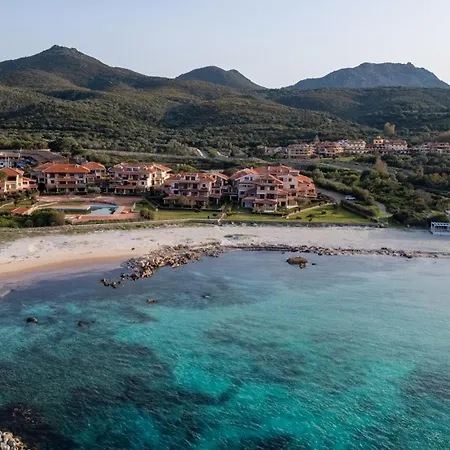 Marinella-porto Rotondo, Accesso Diretto Sulla 公寓 *