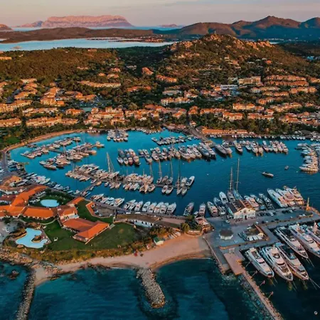 Marinella-porto Rotondo, Accesso Diretto Sulla Porto Rotondo