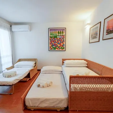 Apartment Marinella-porto Rotondo, Accesso Diretto Sulla Porto Rotondo
